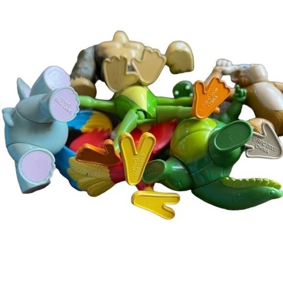 Vintage Rainforest Cafe Animal Figures Toys lot 7 Posable Frog Ape Alligator RFC - Picture 7 of 13